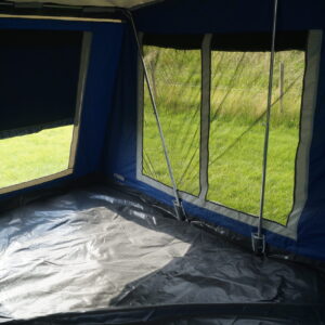 Anhängerzelt XL, inkl. Vorzelt – Bild 7