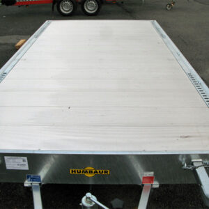 Humbaur Universal 3000 Seilwinde, Auffahrbohlen u Aluboden – Bild 7