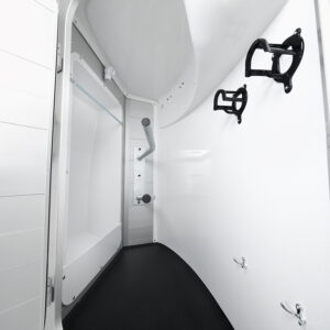 Humbaur Xanthos Aero 2700 S Aerodynamischer Bug | EquiDrive® PLUS S Fahrwerk – Bild 6