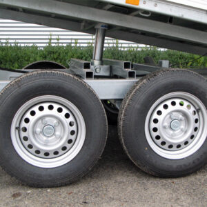 Unsinn UDK 3017-26-13 Stahlboden, E-Pumpe, 10 Zurrpins Spinlock – Bild 2