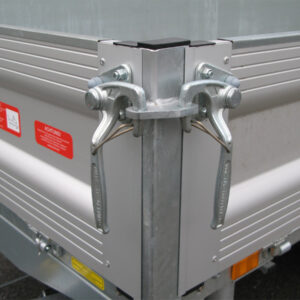 Unsinn UDK 3017-26-13 Stahlboden, E-Pumpe, 10 Zurrpins Spinlock – Bild 5