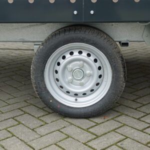 Unsinn UF 3617-18-13 Auffahrschienen und Winde – Bild 3